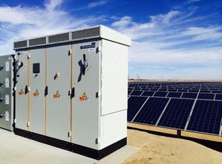 �����׃������